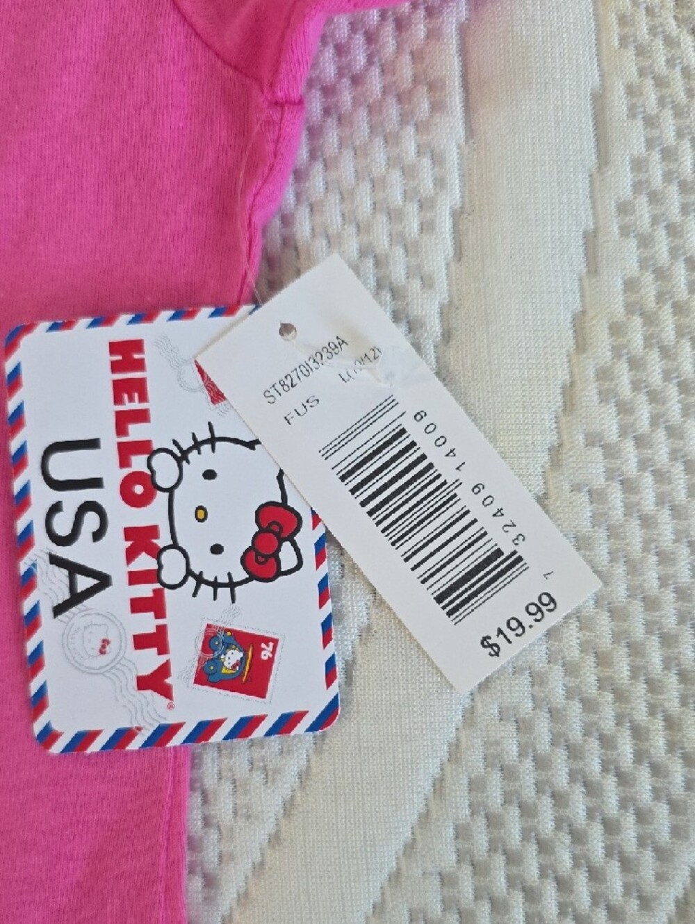 Hello Kitty Pink New York Glitter Graphic Tee For Girls, NWT, Sizes XS, M, or L. - Picture 4 of 13